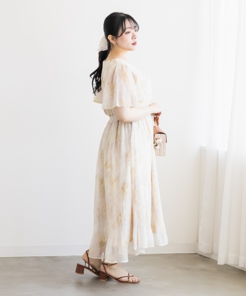 CLETTE(クレット)の「ぼかし花柄ワンピース(ワンピース・レディース・ラベンダー/イエロー・3L/LL/4L)」の14枚目の写真