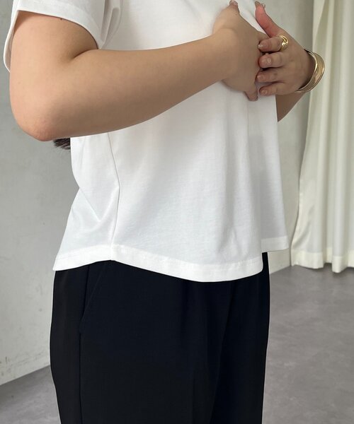 prose verse(プロズヴェール)の「【接触冷感】前後2wayセンタースリットクロップドTシャツ(Tシャツ/カットソー・レディース・オフホワイト/ブラック・LARGE/MEDIUM)」の22枚目の写真