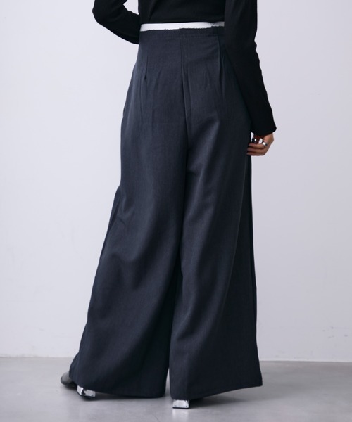 MONOe(モノエ)の「プリーツタックワイドスラックスパンツ(スラックス・レディース・グレー/ブラック・LARGE/MEDIUM/SMALL)」の18枚目の写真