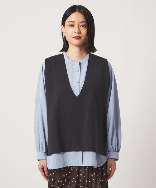 A DAY IN THE LIFE UNITED ARROWS(アデイインザライフユナイテッドアローズ)の「Vネックベスト+シャツ ‐セットアイテム・ウォッシャブル‐<A DAY IN THE LIFE>(ニット/セーター・レディース・ネイビー/ダークブラウン/ダークグレー・FREE)」の7枚目の写真
