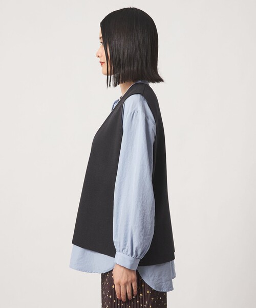 A DAY IN THE LIFE UNITED ARROWS(アデイインザライフユナイテッドアローズ)の「Vネックベスト+シャツ ‐セットアイテム・ウォッシャブル‐<A DAY IN THE LIFE>(ニット/セーター・レディース・ネイビー/ダークブラウン/ダークグレー・FREE)」の8枚目の写真