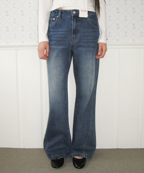 AMESWORLDWIDE(アメスワールドワイド)の「CLASSIC BOOT CUT DENIM PANTS BLUE(デニムパンツ・レディース・その他・SMALL/MEDIUM/LARGE)」の1枚目の写真