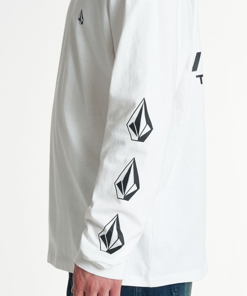 VOLCOM(ボルコム)の「VOLCOM メンズ TRUE TO THIS LS ロンT 【2026年秋冬モデル】/ボルコムバックプリント長袖袖プリントロゴロンT(Tシャツ/カットソー・メンズ・バーガンディー/ホワイト/チャコールグレー・MEDIUM/LARGE/X-LARGE)」の13枚目の写真