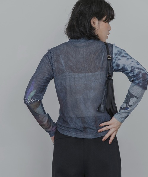 Eimee Law(エイミーロウ)の「ケーブルフォトプリント スタンドネックトップス(Tシャツ/カットソー・レディース・チャコールグレー/ブラウン/アイボリー・FREE)」の14枚目の写真
