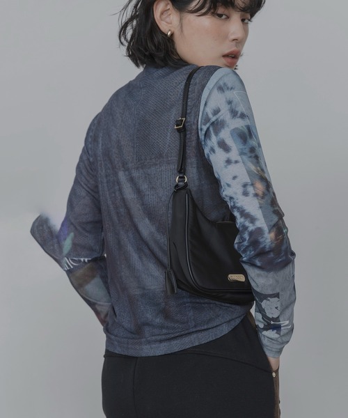 Eimee Law(エイミーロウ)の「ケーブルフォトプリント スタンドネックトップス(Tシャツ/カットソー・レディース・チャコールグレー/ブラウン/アイボリー・FREE)」の12枚目の写真