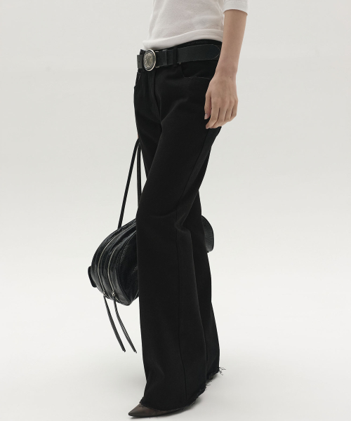 LCDC TM(エルシーディーシーティーエム)の「ESSENTIAL BLACK DENIM (BLACK)(デニムパンツ・レディース・その他・SMALL/MEDIUM)」の6枚目の写真