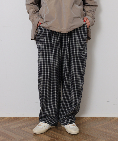 JOURNAL STANDARD LUXE(ジャーナルスタンダード ラックス)の「シャギーチェック イージーパンツ(その他パンツ・レディース・チャコールグレー/ブラック・FREE)」の8枚目の写真