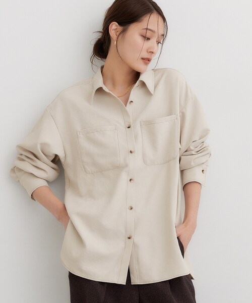THE SHOP TK （ザ ショップ ティーケー ）の「フェイクスエードWポケオーバーシャツ（シャツ/ブラウス・レディース・ナチュラル/チャコールグレー・99）」の7枚目の写真