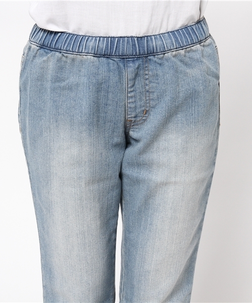 Live in comfort（リブインコンフォート）の「リブ イン コンフォート　ちょこっとレースクロップドデニム 　　　（デニムパンツ・レディース・ブルー/ライトブルー/インディゴブルー・SMALL/MEDIUM）」の7枚目の写真