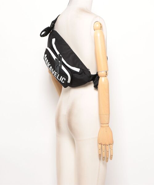 MAKAVELIC（マキャベリック）の「【62】【MAKAVELIC】CRESCENT WAIST BAG AGILE/ショルダーバック　ウエストバック（ショルダーバッグ・メンズ・ブラック・FREE）」の5枚目の写真