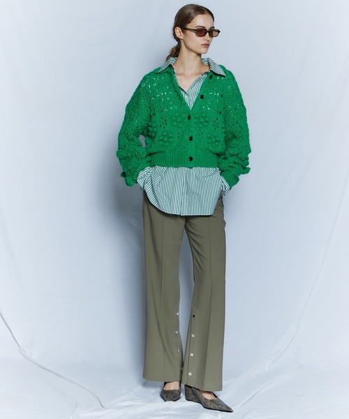 MAISON SPECIAL(メゾンスペシャル)の「【26WINTER PRE-ORDER】Double Cloth Button Slit Flare Pants/ダブルクロスボタンスリットフレアパンツ(スラックス・レディース・ブラック/カーキ/ボルドー・38/36)」の10枚目の写真