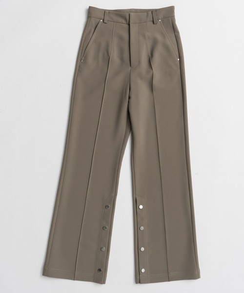 MAISON SPECIAL(メゾンスペシャル)の「【26WINTER PRE-ORDER】Double Cloth Button Slit Flare Pants/ダブルクロスボタンスリットフレアパンツ(スラックス・レディース・ブラック/カーキ/ボルドー・38/36)」の19枚目の写真