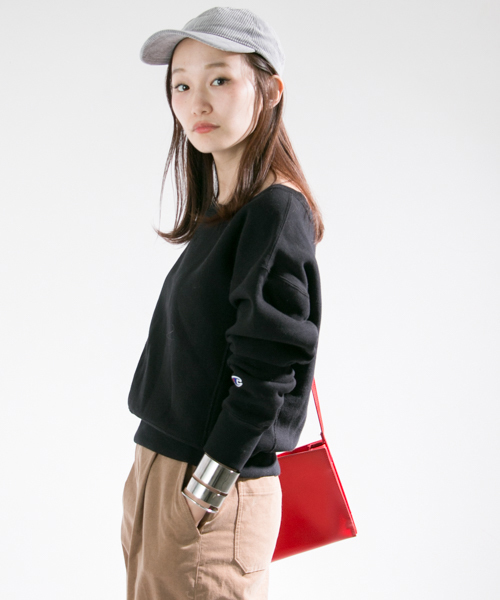 Champion（チャンピオン）の「Champion×URBAN RESEARCH　クルーネックスエット（スウェット・レディース・オフホワイト/ブラック/ライトグレー・MEDIUM）」の3枚目の写真