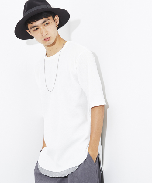 STUDIOUS（ステュディオス）の「ワッフルハーフスリーブTシャツ（Tシャツ/カットソー・メンズ・ホワイト/ベージュ/グレー・1/2/3）」の2枚目の写真