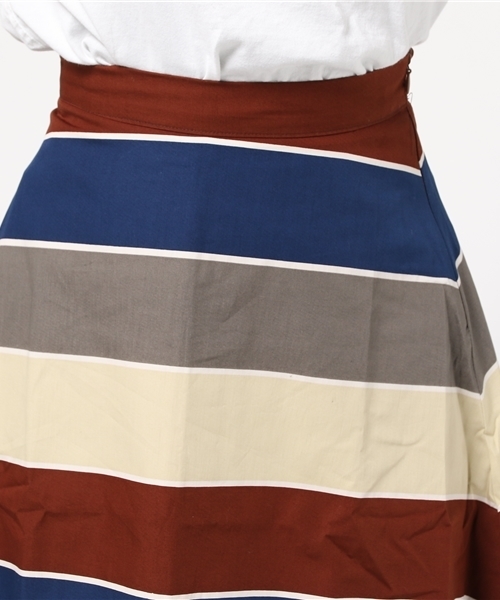 titivate(ティティベイト)の「マルチボーダーフレアスカート(スカート・レディース・ブラック/ブラウン・M/S)」の12枚目の写真