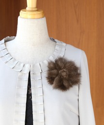 sankyo shokai（サンキョウショウカイ）の「ミンクファー フラワー フォーマル コサージュ（ブローチ/コサージュ）」