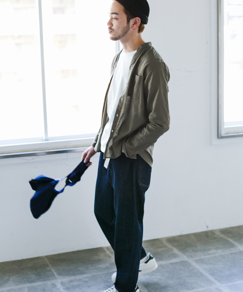 URBAN RESEARCH DOORS MENS（アーバンリサーチ ドアーズ メンズ）の「DOORS Cotton Linen Voile Skipper Shirts（シャツ/ブラウス・メンズ・ネイビー/カーキ・38/40）」の18枚目の写真