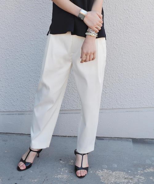 Prefer SHIPS（プリファーシップス）の「Prefer SHIPS: タックコクーンパンツ◇（その他パンツ・レディース・ブラック/オフホワイト/ベージュ・38/36）」の2枚目の写真