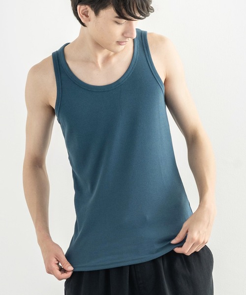 Rocky Monroe(ロッキーモンロー)の「Uネックテレコ素材タンクトップ(タンクトップ・メンズ・グレー/ライトピンク/パープル/イエロー/ターコイズブルー/ブルー/チャコールグレー/ダークブルー/オレンジ/チャコール/モカ/ブラウン/オフホワイト/サックスブルー/レッド/バーガンディー/ブラック/オリーブ/ライム/ライトグレー/ネイビー・L/M/LL)」の15枚目の写真