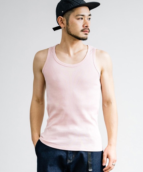 Rocky Monroe(ロッキーモンロー)の「Uネックテレコ素材タンクトップ(タンクトップ・メンズ・グレー/ライトピンク/パープル/イエロー/ターコイズブルー/ブルー/チャコールグレー/ダークブルー/オレンジ/チャコール/モカ/ブラウン/オフホワイト/サックスブルー/レッド/バーガンディー/ブラック/オリーブ/ライム/ライトグレー/ネイビー・L/M/LL)」の18枚目の写真