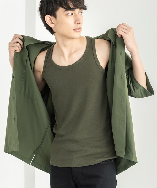 Rocky Monroe(ロッキーモンロー)の「Uネックテレコ素材タンクトップ(タンクトップ・メンズ・グレー/ライトピンク/パープル/イエロー/ターコイズブルー/ブルー/チャコールグレー/ダークブルー/オレンジ/チャコール/モカ/ブラウン/オフホワイト/サックスブルー/レッド/バーガンディー/ブラック/オリーブ/ライム/ライトグレー/ネイビー・L/M/LL)」の9枚目の写真