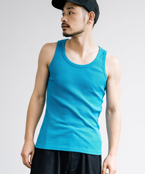 Rocky Monroe(ロッキーモンロー)の「Uネックテレコ素材タンクトップ(タンクトップ・メンズ・グレー/ライトピンク/パープル/イエロー/ターコイズブルー/ブルー/チャコールグレー/ダークブルー/オレンジ/チャコール/モカ/ブラウン/オフホワイト/サックスブルー/レッド/バーガンディー/ブラック/オリーブ/ライム/ライトグレー/ネイビー・L/M/LL)」の13枚目の写真