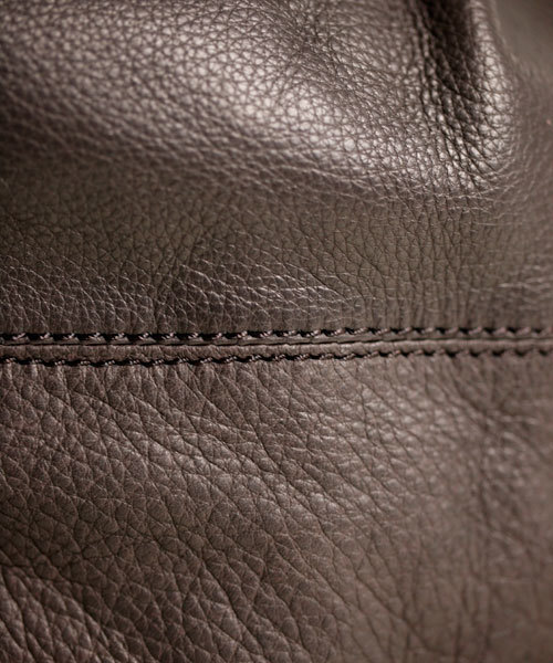 NANO universe（ナノユニバース）の「プレーンレザートートバッグ（トートバッグ・メンズ・ブラック/グレー/ブラウン/ダークブラウン/ライトブラウン/グリーン/カーキ/ブルー/レッド・FREE）」の14枚目の写真