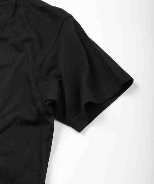 HANES（ヘインズ）の「【HANES】JAPAN FIT CREW BLK（Tシャツ/カットソー・メンズ・ブラック・SMALL/LARGE/MEDIUM/X-LARGE/X-SMALL）」の3枚目の写真