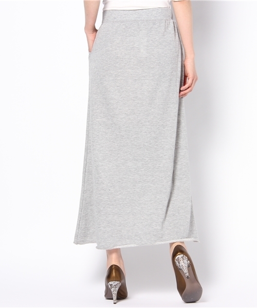 DISCOAT（ディスコート）の「ﾗﾒ裏毛ﾛﾝｸﾞｽｶｰﾄ（スカート・レディース・アイボリー/グレー/ピンクベージュ・ﾌﾘ-）」の5枚目の写真