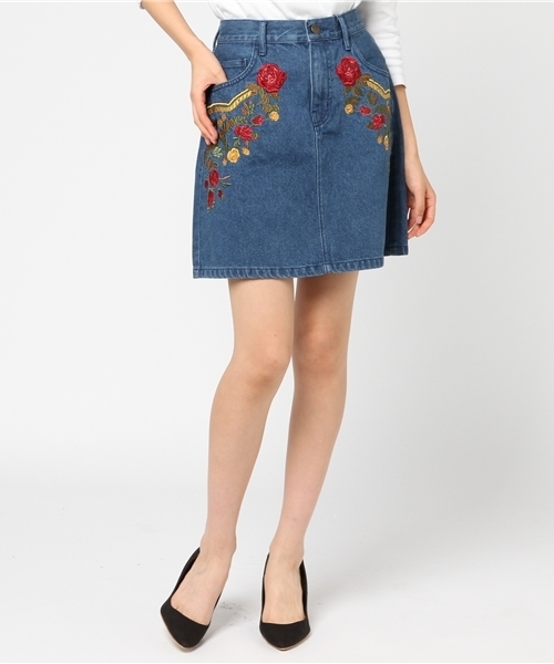 WEGO（ウィゴー）の「WEGO/刺繍デニムAラインミニスカート