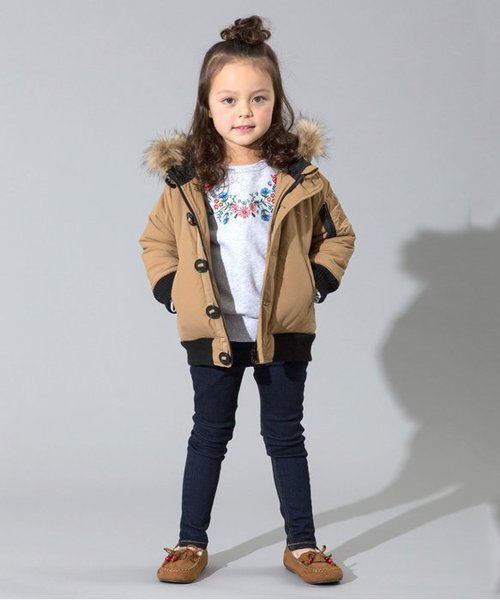 BREEZE（ブリーズ）の「もっとスキニーデニム 10分丈（デニムパンツ・キッズ・ネイビー/インディゴブルー・110/130/100/120/140/80/90/95）」の16枚目の写真