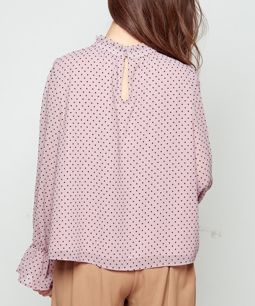 natural couture（ナチュラルクチュール）の「ドットフロッキーちびハイブラウス（シャツ/ブラウス・レディース・アイボリー/ピンク/ブラック・FREE）」の5枚目の写真