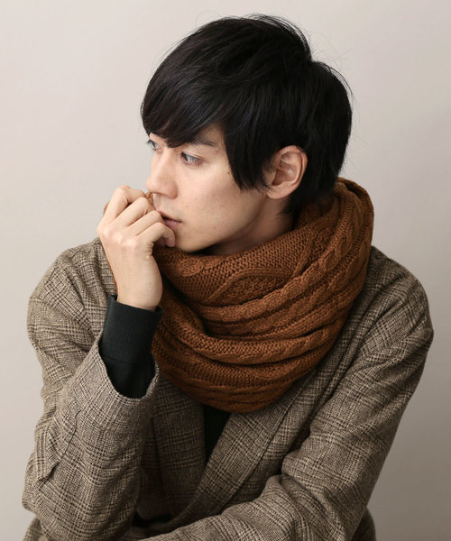 MONO-MART（モノマート）の「大判ロングアラン編みスヌード/モヘヤタッチカラースヌード（ストール/ショール・メンズ・ブラック/ベージュ/ネイビー/オフホワイト/ピンク/ブルー/杢グレー/ブラウン系その他/ワイン・FREE）」の5枚目の写真