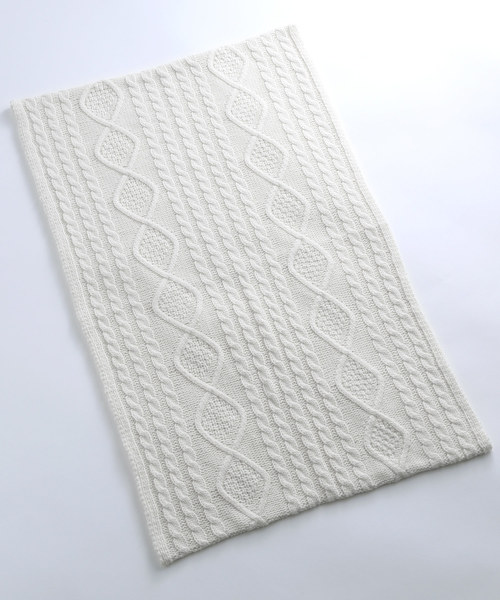 MONO-MART（モノマート）の「大判ロングアラン編みスヌード/モヘヤタッチカラースヌード（ストール/ショール・メンズ・ブラック/ベージュ/ネイビー/オフホワイト/ピンク/ブルー/杢グレー/ブラウン系その他/ワイン・FREE）」の13枚目の写真