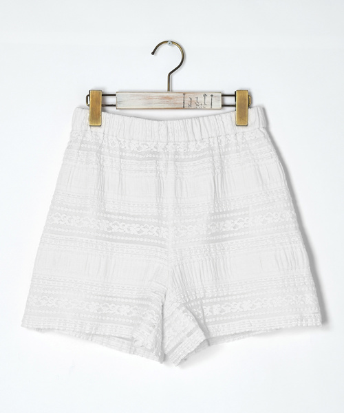 w closet(ダブルクローゼット)の「フリルレースショートパンツ(その他パンツ・レディース・オフホワイト/キナリ/ブラック・FREE)」の9枚目の写真