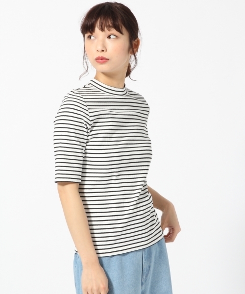 LOWRYS FARM（ローリーズファーム）の「トタンテレコハイネック　784511 （Tシャツ/カットソー・レディース・オフホワイト/ブラック/パープル/オレンジ/ホワイト×ブラック/グレー・LARGE/MEDIUM）」の3枚目の写真