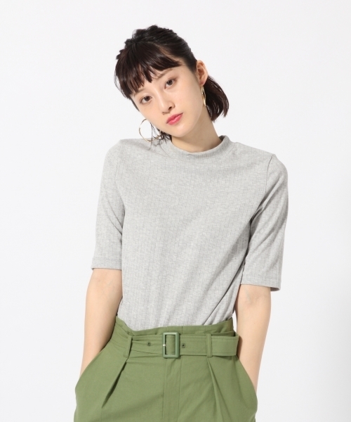 LOWRYS FARM（ローリーズファーム）の「トタンテレコハイネック　784511 （Tシャツ/カットソー・レディース・オフホワイト/ブラック/パープル/オレンジ/ホワイト×ブラック/グレー・LARGE/MEDIUM）」の5枚目の写真