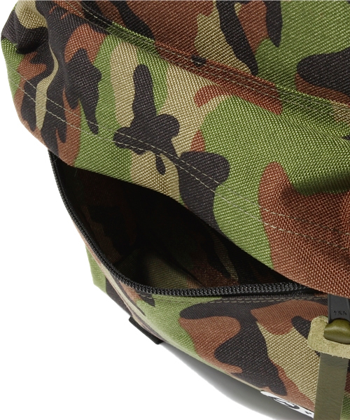rehacer(レアセル)の「rehacer :OUTDOOR PRODUCTS riri zip daypack(バックパック/リュック・メンズ・ブラック/グリーン系カモフラージュ・FREE)」の6枚目の写真