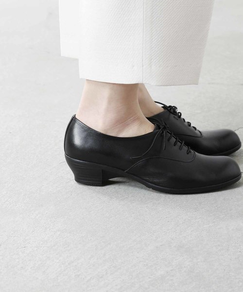 chausser(ショセ)の「「TRAVELSHOESbychausser」レザーレースアップウエッジソールシューズ(レインシューズ・レディース・ブラック/グレー・37/38/39/36/40)」の18枚目の写真