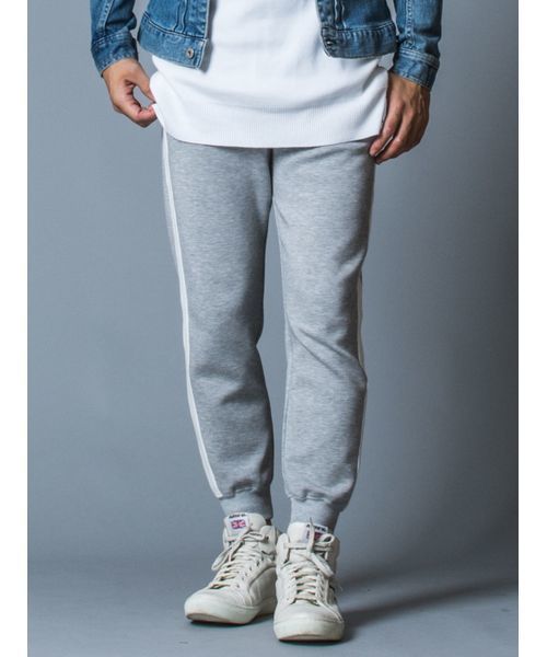 REGIEVO（レジエボ）の「【REGIEVO】大人の男のためのちょっといいジョガーパンツ（スウェットパンツ・メンズ・チャコールグレー/ライトグレー/ブラック・SMALL/MEDIUM/LARGE/X-LARGE）」の3枚目の写真
