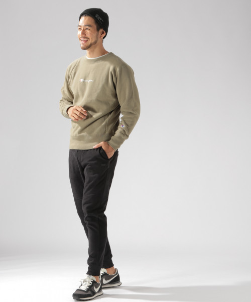 Champion（チャンピオン）の「【Champion(チャンピオン)】リバースウィーブクルーネックスウェットシャツ（スウェット・メンズ・ベージュ/オリーブ/サックスブルー/ピンク・MEDIUM/LARGE）」の6枚目の写真