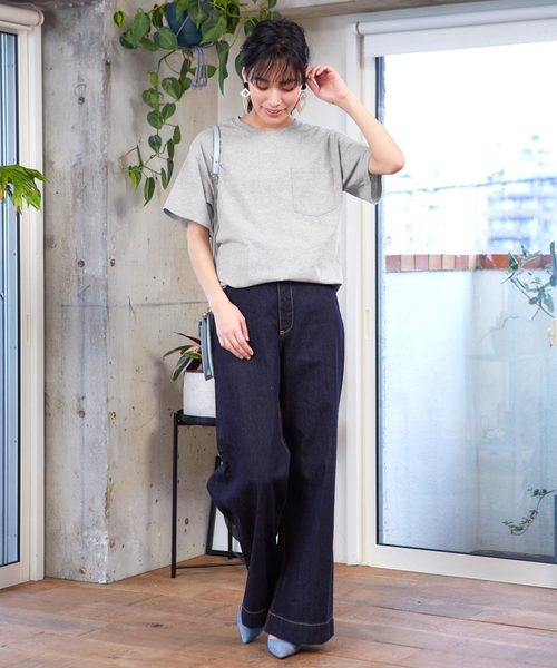 GILDAN（ギルダン）の「GILDAN ギルダン スーパービッグシルエット ポケット付き半袖Tシャツ（Tシャツ/カットソー・レディース・ホワイト/グリーン系その他/マルーン/チャコール/オレンジ/ライトブルー/サンドベージュ/ネイビー/グレー/ブラック/グリーン系その他2/アッシュグレー/ロイヤルブルー・L/XL/M）」の15枚目の写真