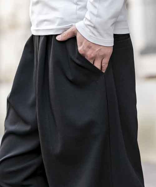 A.S.M（エーエスエム）の「梨地 ジャージ ストレッチ イージー ワイドパンツ（その他パンツ・メンズ・ネイビー/ベージュ/ブラック・48/50/52）」の18枚目の写真