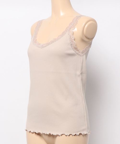 natural couture（ナチュラルクチュール）の「バックネックレースタンク（キャミソール・レディース・ブラック/オフホワイト/ピンクベージュ/グレイッシュベージュ・FREE）」の7枚目の写真