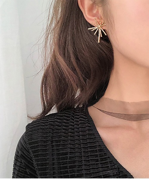 LA VORAGINE（ラ ヴォラジネ）の「シンプル ジオメトリック メタル ピアス（ピアス（両耳用）・レディース・E/F/A/B/C/D・FREE）」の11枚目の写真