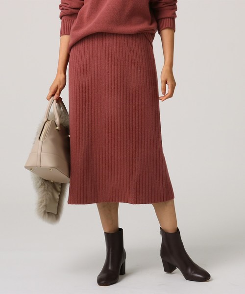 リブニットミモレタイトスカート