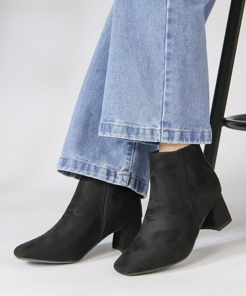 LibertyDoll（リバティードール）の「Libety Doll / 6cm スクエアトゥ サイドジップブーツ(9022)（ブーツ・レディース・ブラック/ダークブラウン/ブラック系その他/アイボリー/シルバー・LL/S/M/L）」の3枚目の写真