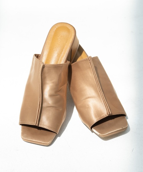 Solace（ソレイス）の「オープントゥサテンサンダル（サンダル・レディース・ブラック/ブラウン/ベージュ/ブルー・SMALL/MEDIUM/LARGE）」の3枚目の写真