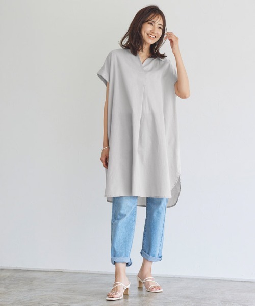 Pierrot(ピエロ)の「コットン100%スキッパーチュニックブラウス(シャツ/ブラウス・レディース・ブラック/ベージュ/グレー/オフホワイト・M/L)」の10枚目の写真
