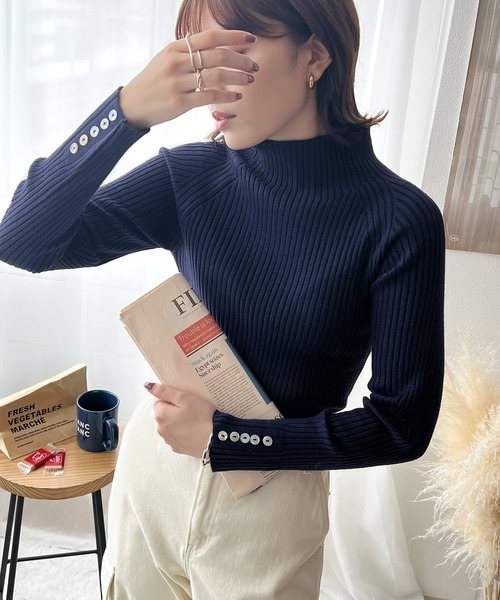 classicalelf（クラシカルエルフ）の「袖シェルボタン付きミドル丈ストレッチハイネックリブニット(長袖)（ニット/セーター・レディース・ブラック/モカ/アイボリー/カーキ/ライトグレー/ライトグリーン/パープル/ネイビー・MEDIUM/LARGE/X-LARGE/SMALL）」の7枚目の写真